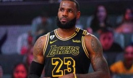 詹姆斯季后赛吃瓜视频,揭秘赛场背后的趣味瞬间