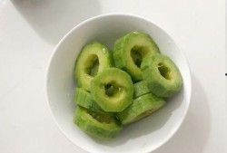 吃羊角蜜瓜住院,羊角蜜瓜引发的住院奇遇