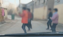 大妈吃瓜卖货视频大全,趣味横生视频大全