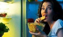 鹏飞吃瓜闹肚子,一场意外的“瓜事”引发的健康警示