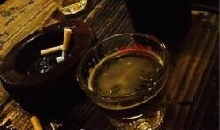 吃瓜海伦斯酒吧do,品味独特，畅享欢乐时光