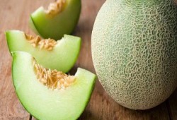 水痘可以吃哈密瓜吗,哈密瓜的适宜性探讨
