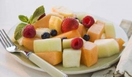 剖腹产吃梨瓜哈密瓜,梨瓜与哈密瓜的养生之道