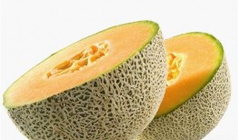 吃哈密瓜牙出血