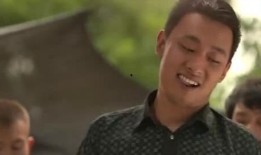 赵山河邓川吃瓜