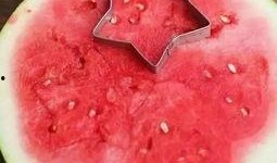 小陈吃瓜不吐籽视频,趣味横生演绎夏日清凉