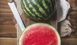 吃瓜可以吃胖吗,吃瓜也能增肥？揭秘吃瓜与体重的关系