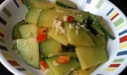 当吃瓜吃一半,瓜事何解？