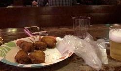 吃瓜海伦斯酒吧do,品味独特，畅享欢乐时光