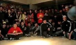 成都街舞吃瓜事件,一场吃瓜群众的全民围观