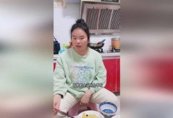 大勇吃大瓜