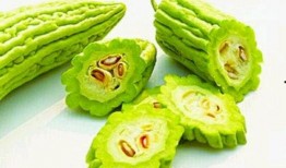 开栅吃瓜,夏日里的悠闲时光